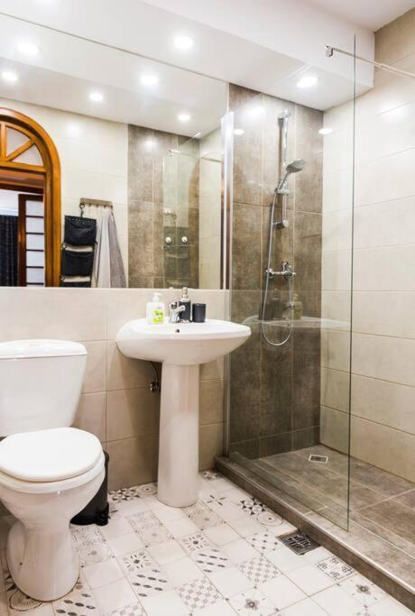 Classy Apartment Unirii Square Bukarest Kültér fotó
